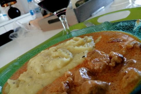 Cliquez pour zoomer ! Goulash de porc Thermomix par tartinepouki