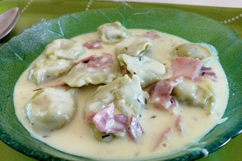 Cliquez pour zoomer ! Tortellini sauce crémeuse au jambon Thermomix par tartinepouki