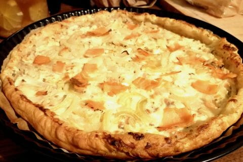 Cliquez pour zoomer ! Tarte flambée rapide au saumon fumé Thermomix par tartinepouki