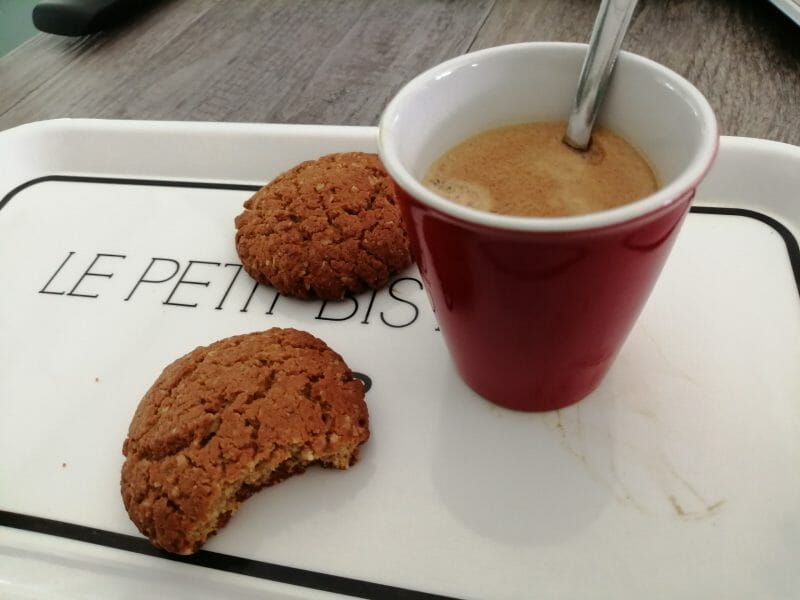 Cliquez pour zoomer ! Biscuits aux flocons d’avoine et amandes Thermomix par tartinepouki