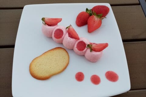 Cliquez pour zoomer ! Parfait glacé aux fraises Thermomix par davetaudrey