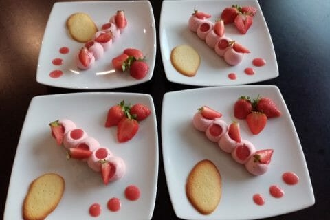 Cliquez pour zoomer ! Parfait glacé aux fraises Thermomix par davetaudrey