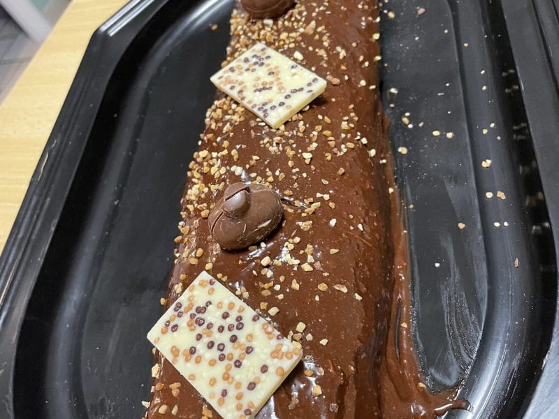 Cliquez pour zoomer ! Bûche Ferrero Rocher Thermomix par Sophiemonier74@gmail.com
