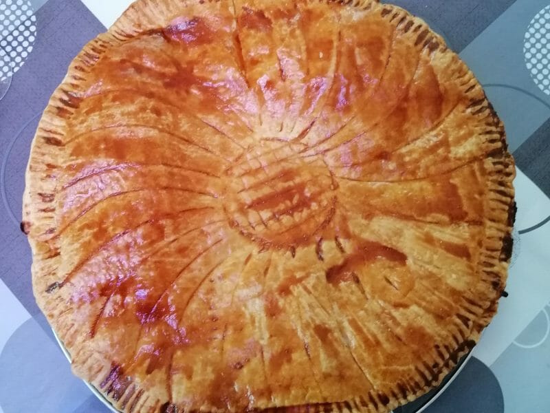 Cliquez pour zoomer ! Galette des rois à la frangipane Thermomix par Catherine DELOFFRE