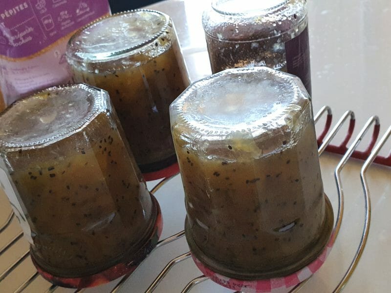 Cliquez pour zoomer ! Confiture de kiwis aux pommes Thermomix par sandi11