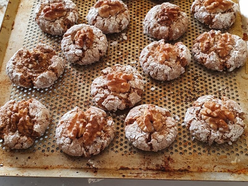 Cliquez pour zoomer ! Ghribas aux noix et amandes Thermomix par sandi11