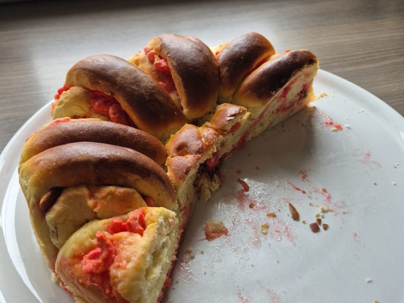 Cliquez pour zoomer ! Brioche aux pralines roses Thermomix par alm55