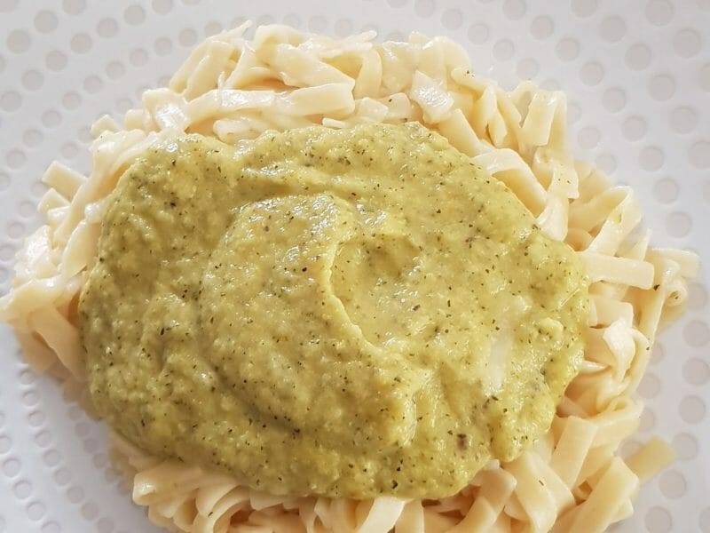 Cliquez pour zoomer ! Farfalle à la crème de courgettes Thermomix par alm55