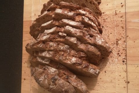 Cliquez pour zoomer ! Pain figues et noix Thermomix par doudonuts