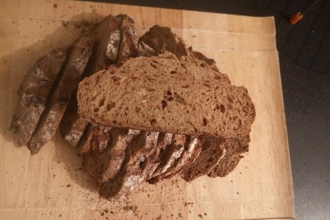 Cliquez pour zoomer ! Pain figues et noix Thermomix par doudonuts