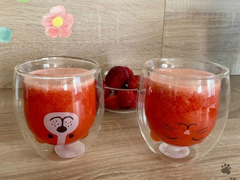 Cliquez pour zoomer ! Limonade à la fraise Thermomix par alison89