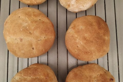 Cliquez pour zoomer ! Petits pains au chorizo Thermomix par Lena