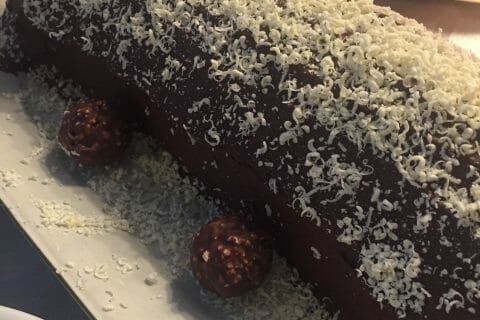 Cliquez pour zoomer ! Bûche Ferrero Rocher Thermomix par dalia_1
