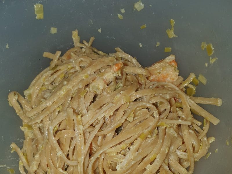 Cliquez pour zoomer ! Linguine aux poireaux et aux crevettes Thermomix par Julia8470