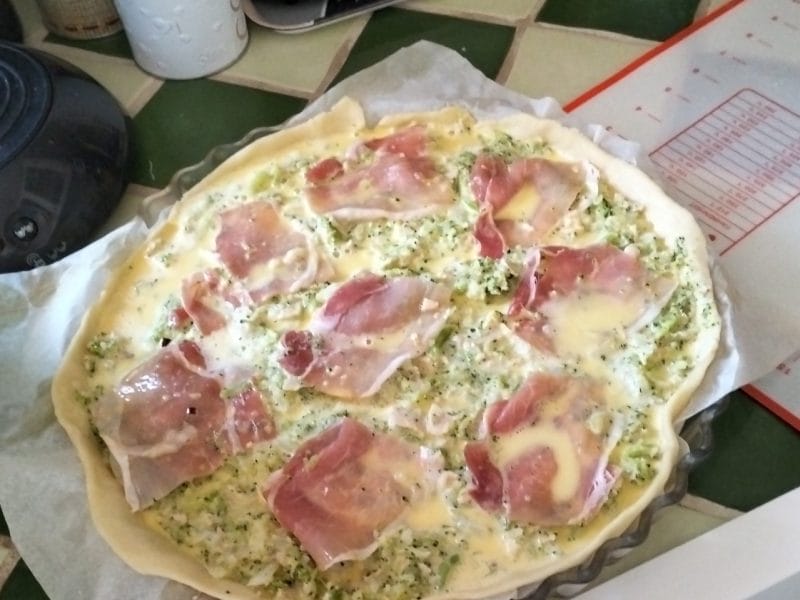 Cliquez pour zoomer ! Quiche au brocoli et jambon Thermomix par soflyaway