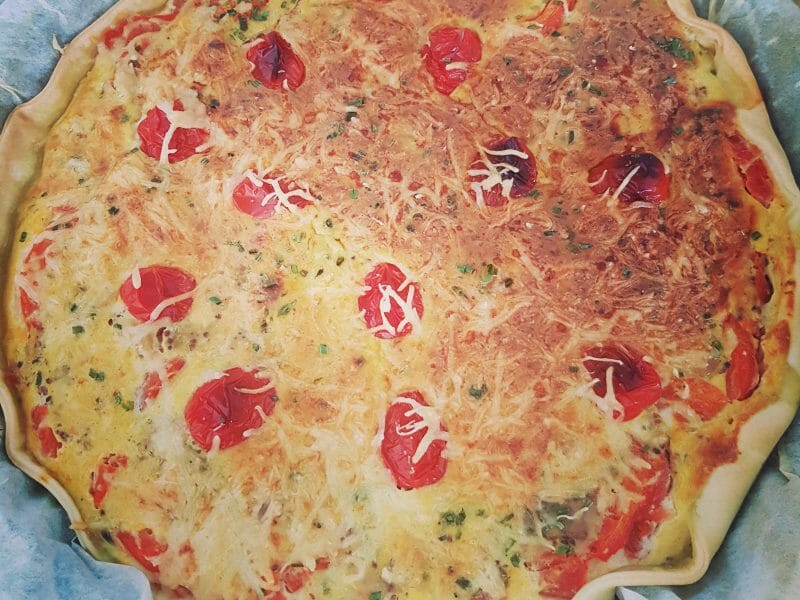 Cliquez pour zoomer ! Tarte au thon, tomate et moutarde Thermomix par lou2309