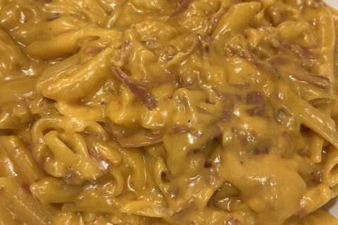 Cliquez pour zoomer ! Pennes au poulet, tomates et champignons Thermomix par christelle2107