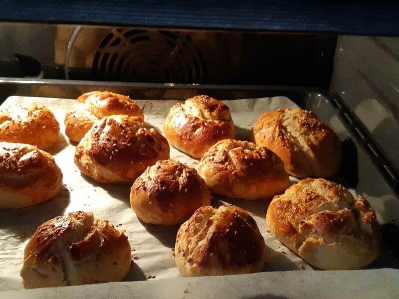 Cliquez pour zoomer ! Mauricette – Petits pains alsaciens Thermomix par Doremi