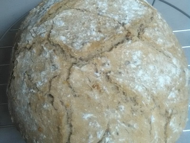 Cliquez pour zoomer ! Pain Cocotte Thermomix par Sev vienne