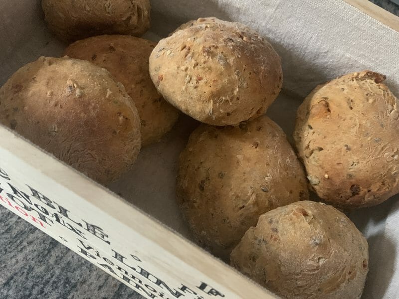 Cliquez pour zoomer ! Petits pains au chorizo Thermomix par tanny77