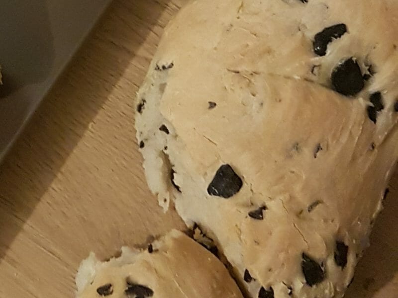 Cliquez pour zoomer ! Pain aux olives Thermomix par cycy31