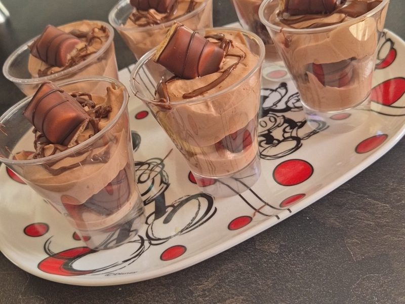 Cliquez pour zoomer ! Crème au Kinder Bueno Thermomix par Nanie🍫