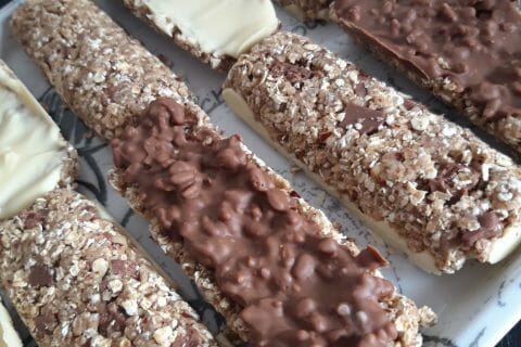 Cliquez pour zoomer ! Barres de céréales à l’avoine, noisettes, banane et chocolat Thermomix par Nanie🍫