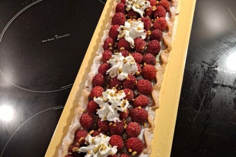 Cliquez pour zoomer ! Tartelettes framboises sur crème d’amande et pistache Thermomix par Nanie🍫