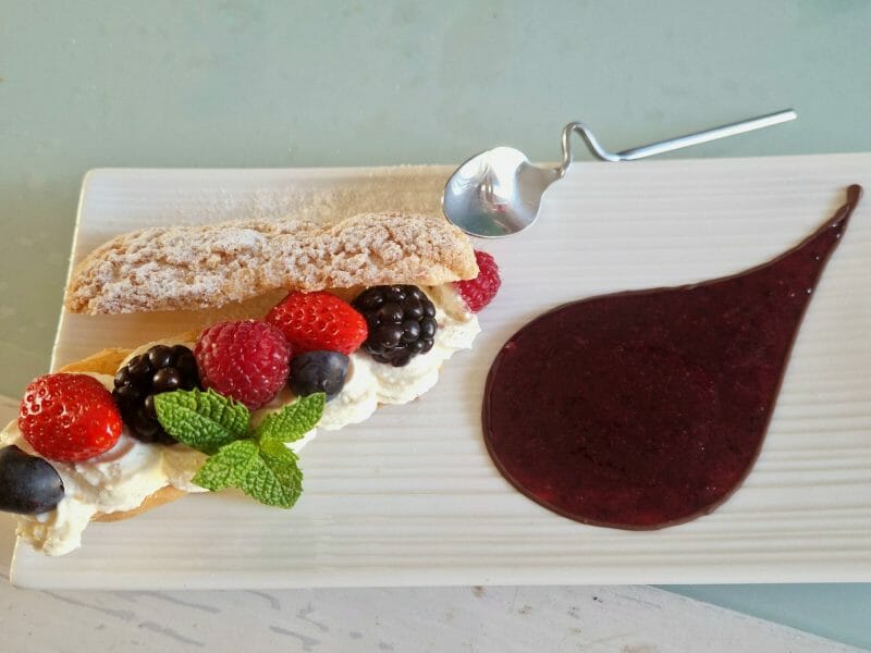 Cliquez pour zoomer ! Éclairs fraises chantilly Thermomix par Nanie🍫