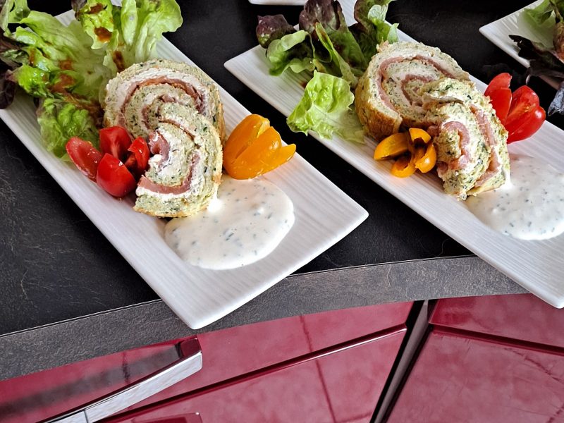 Cliquez pour zoomer ! Roulé aux courgettes et au saumon fumé Thermomix par Nanie🍫