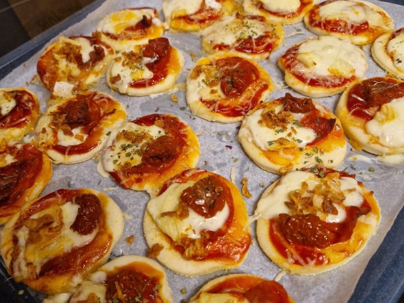 Cliquez pour zoomer ! Pizzette Thermomix par Nanie🍫