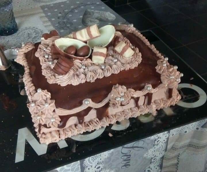 Cliquez pour zoomer ! Layer cake Kinder Bueno Thermomix par gwendoline_35