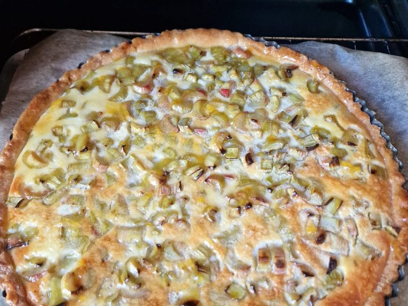 Cliquez pour zoomer ! Tarte à la rhubarbe Thermomix par patricia_26