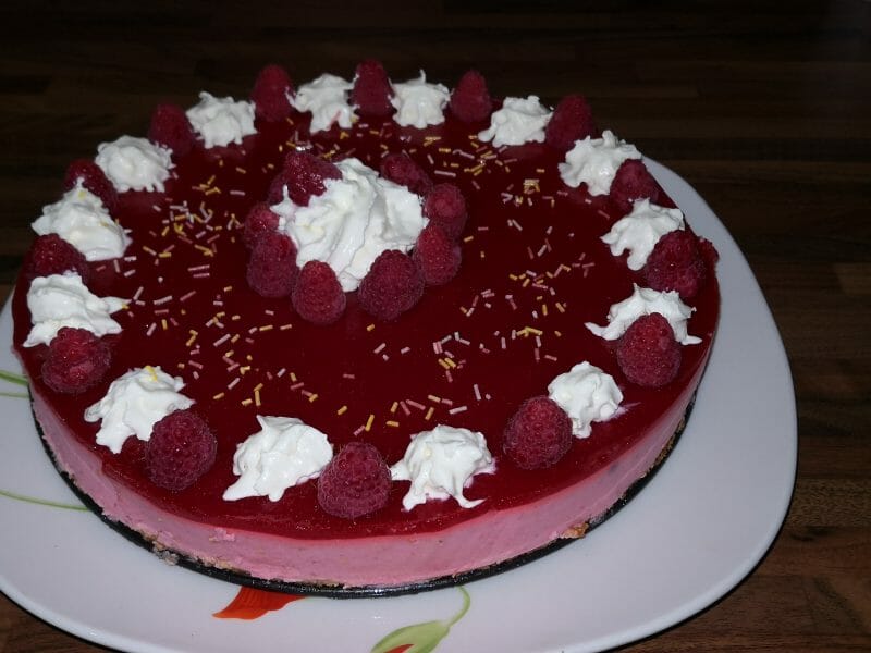 Cliquez pour zoomer ! Bavarois aux framboises Thermomix par sonia8517