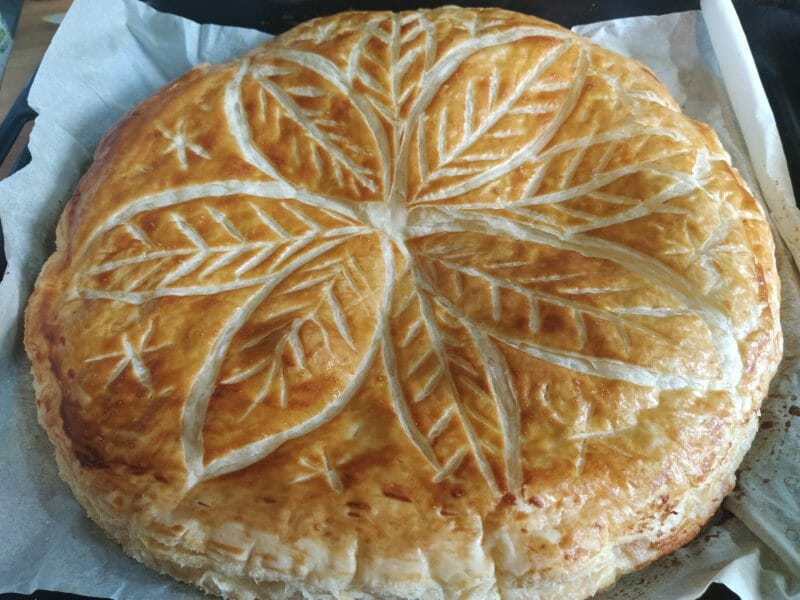 Cliquez pour zoomer ! Galette des rois à la frangipane Thermomix par lucie2305