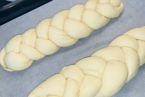 Cliquez pour zoomer ! Brioche tressée à la mie filante Thermomix par rn67