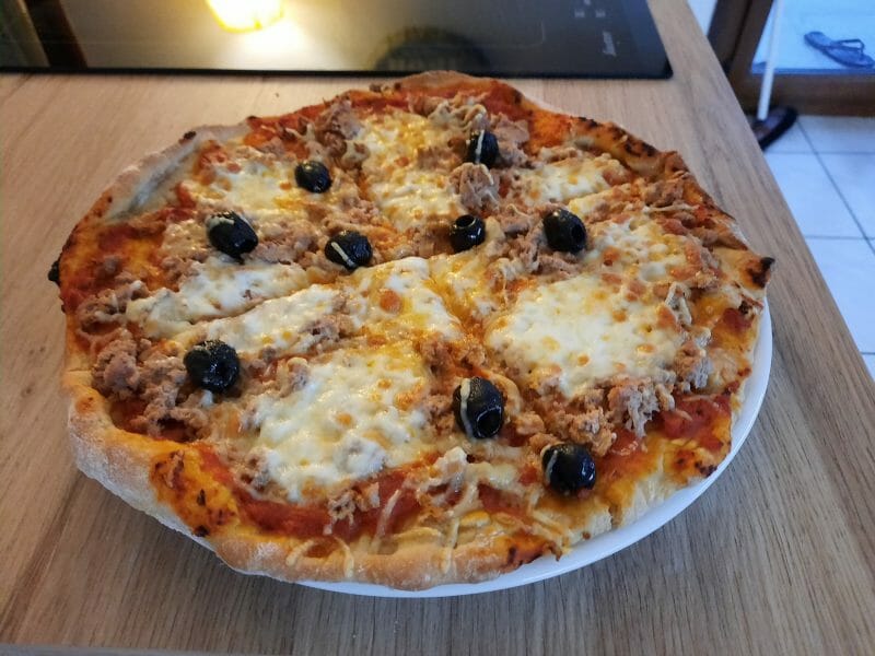 Cliquez pour zoomer ! Pizza au thon et aux olives Thermomix par yann_8