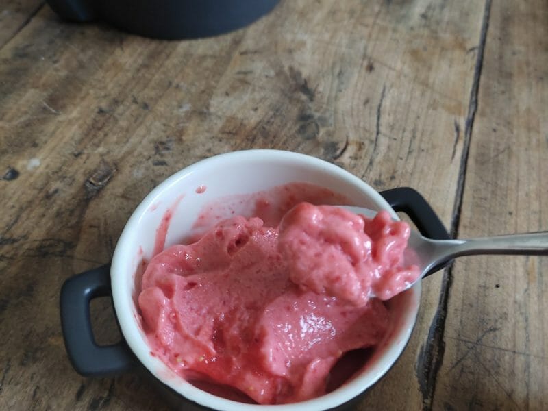 Cliquez pour zoomer ! Glace à la fraise Thermomix par morgane_33