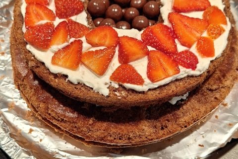 Cliquez pour zoomer ! Layer cake Kinder Bueno Thermomix par morgane_33