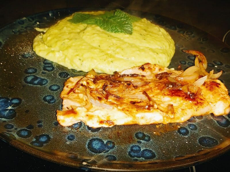 Cliquez pour zoomer ! Purée de pommes de terre et petits pois à la menthe Thermomix par SandrineT