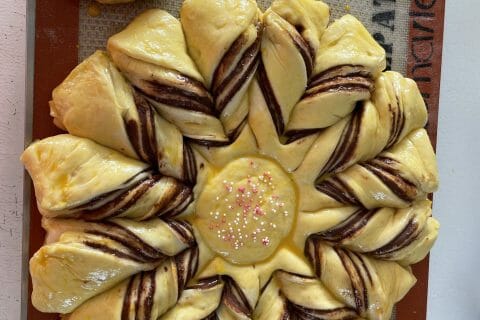 Cliquez pour zoomer ! Brioche étoilée au Nutella Thermomix par milou23