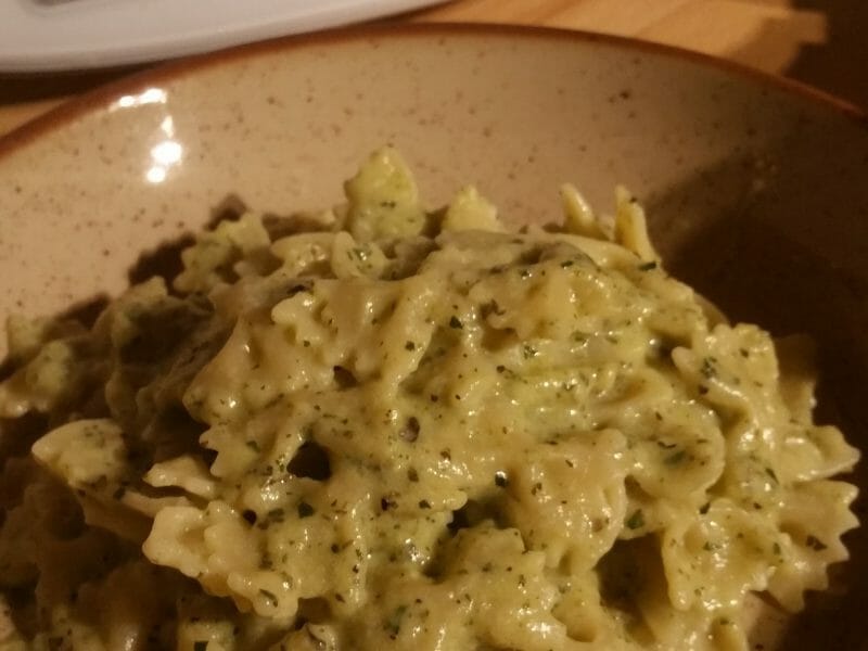 Cliquez pour zoomer ! Farfalle à la crème de courgettes Thermomix par gflo66