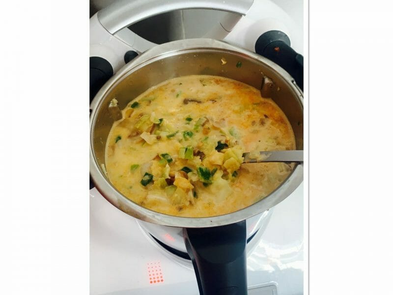 Cliquez pour zoomer ! Soupe thaï crevettes et lait de coco Thermomix par liloumagaz