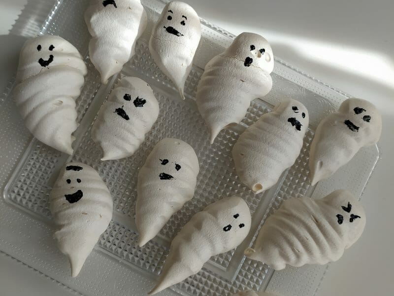 Cliquez pour zoomer ! Meringues Thermomix par Charlène