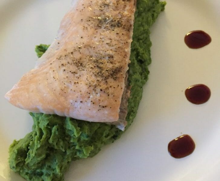 Cliquez pour zoomer ! Saumon sur purée de brocolis Thermomix par Boulette@Croquette