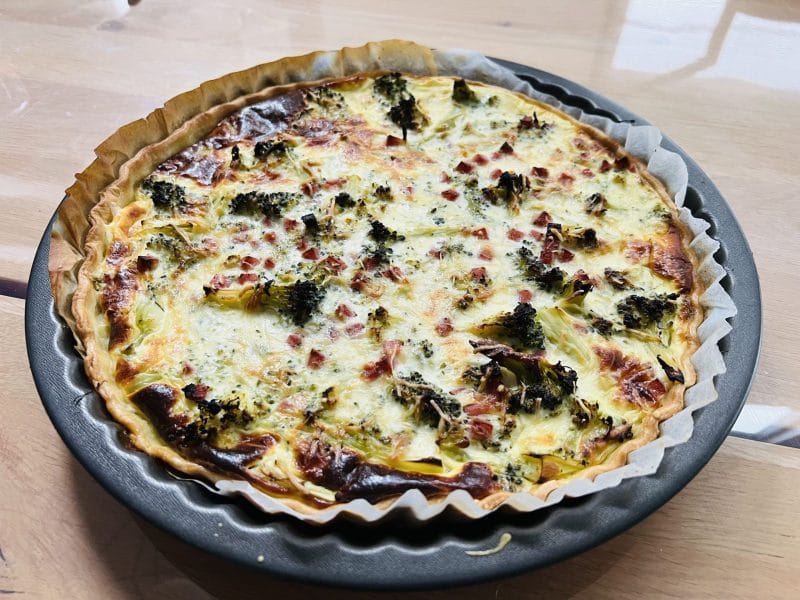 Cliquez pour zoomer ! Quiche au brocoli et jambon Thermomix par adeszo