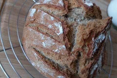 Cliquez pour zoomer ! Pain Cocotte Thermomix par aurore242513