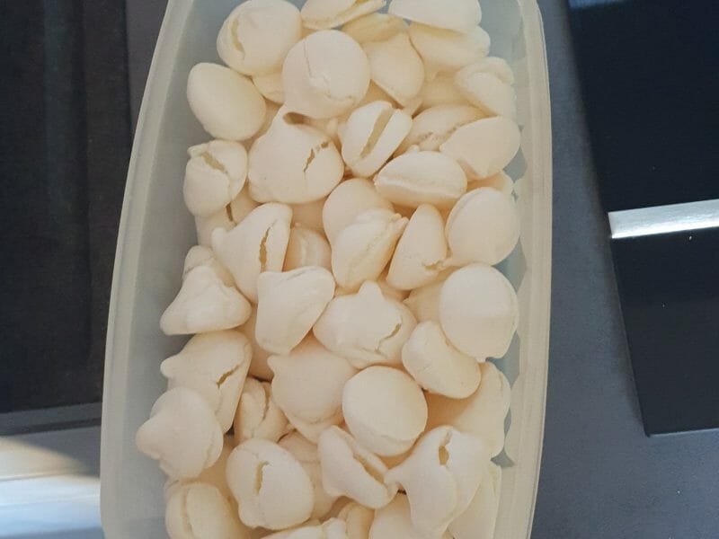 Cliquez pour zoomer ! Meringues Thermomix par anaisboichy