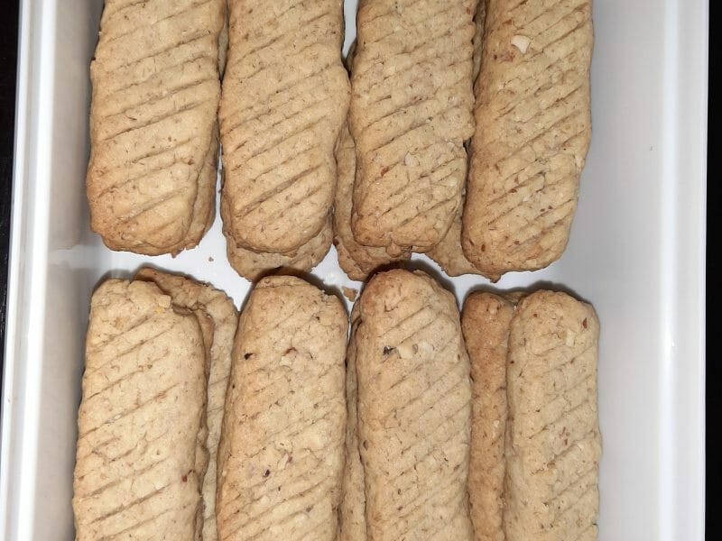 Cliquez pour zoomer ! Bâtonnets aux noix Thermomix par mano01