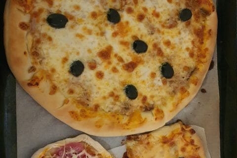 Cliquez pour zoomer ! Pizza au thon et aux olives Thermomix par oceane31